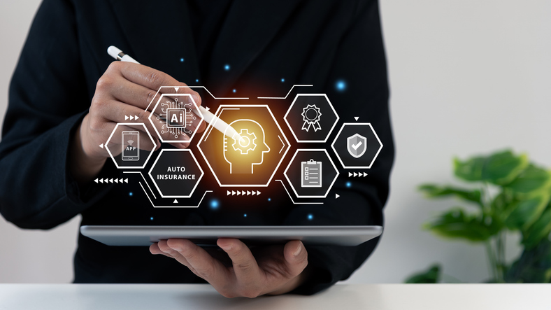 Independent insurance agent using AI-powered insurance technology