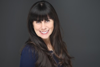 Deborah Allen headshot