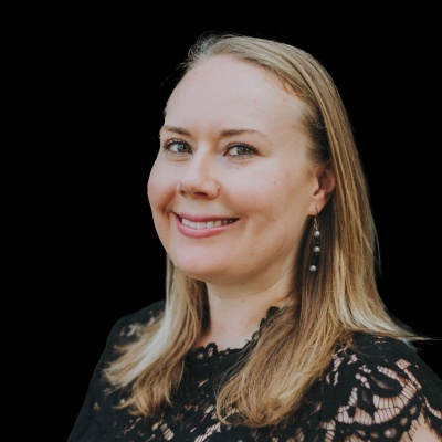 Stephanie Thurm Headshot